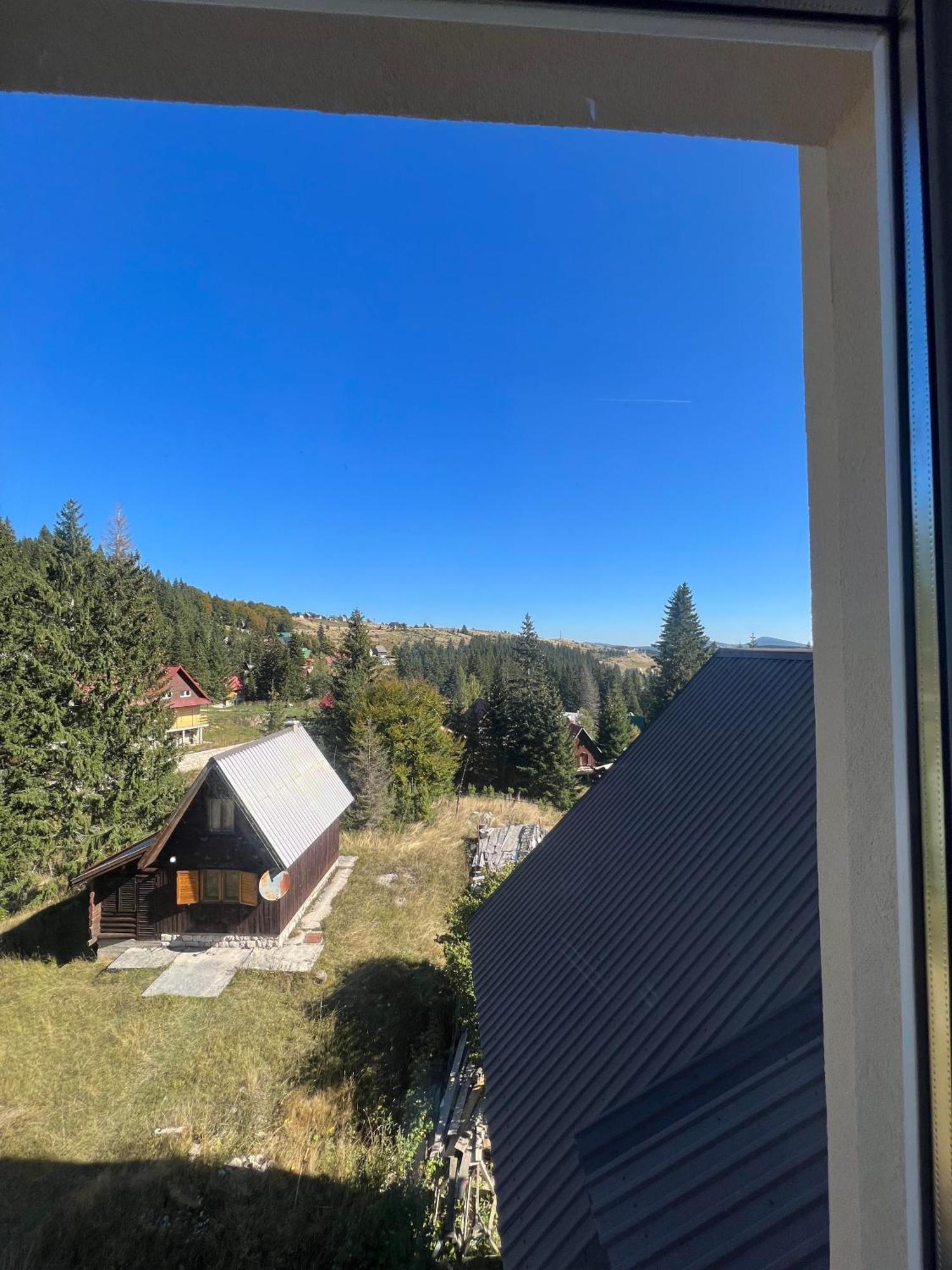 Apartment Durmitor Žabljak Rom bilde