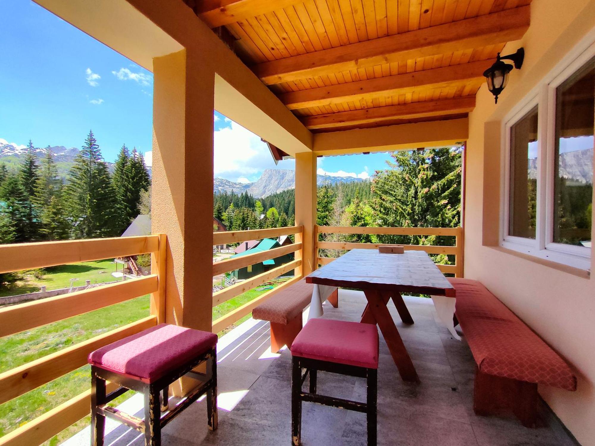 Apartment Durmitor Žabljak Rom bilde