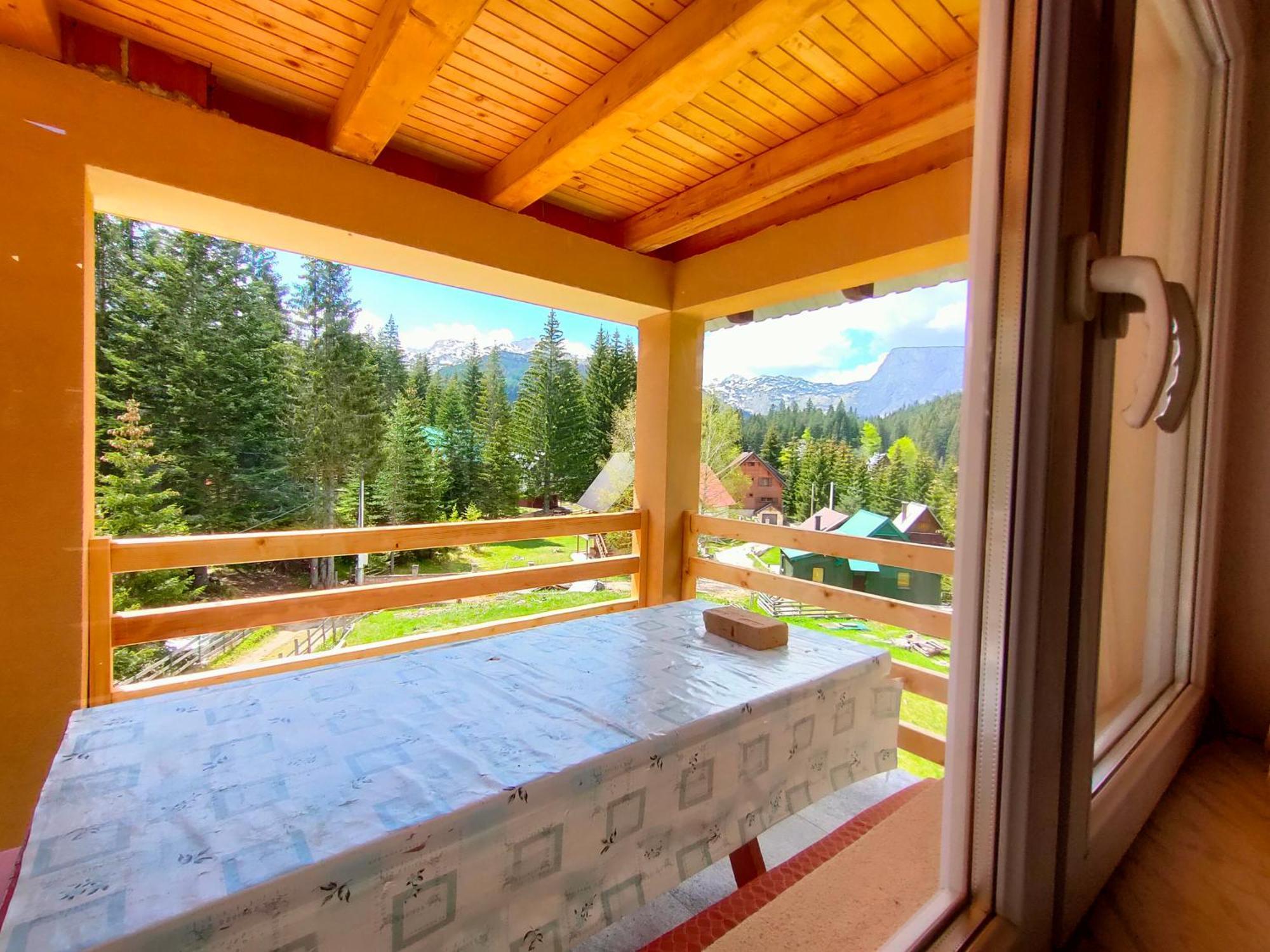 Apartment Durmitor Žabljak Rom bilde